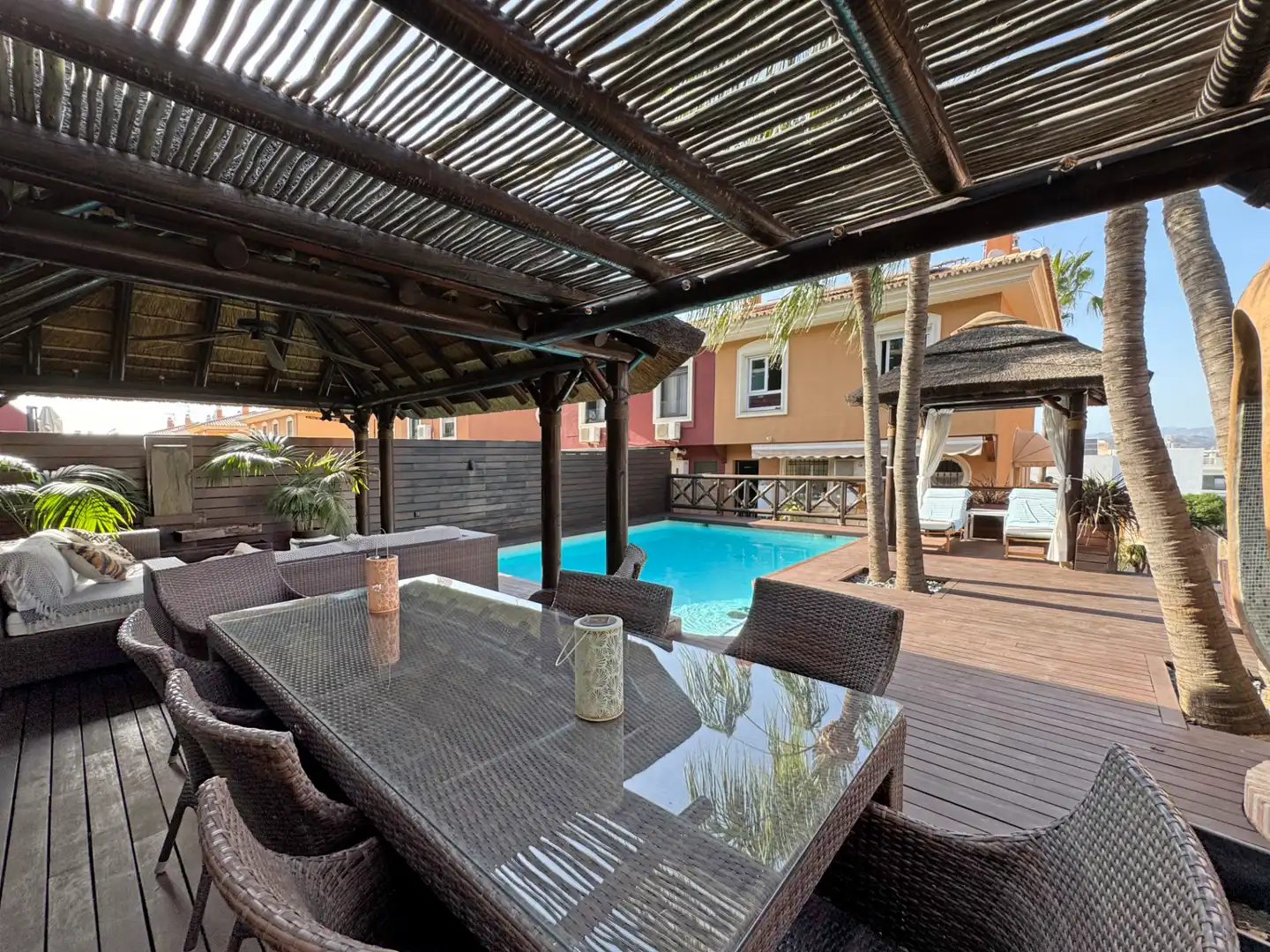 Terrassa de Casa adosada en venda en Alhaurín de la Torre amb Aire condicionat, Jardí privat i Parquet