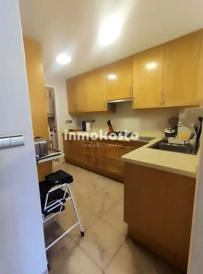 Kitchen of Flat for sale in L'Alfàs del Pi  with Air Conditioner, Terrace and Community pool