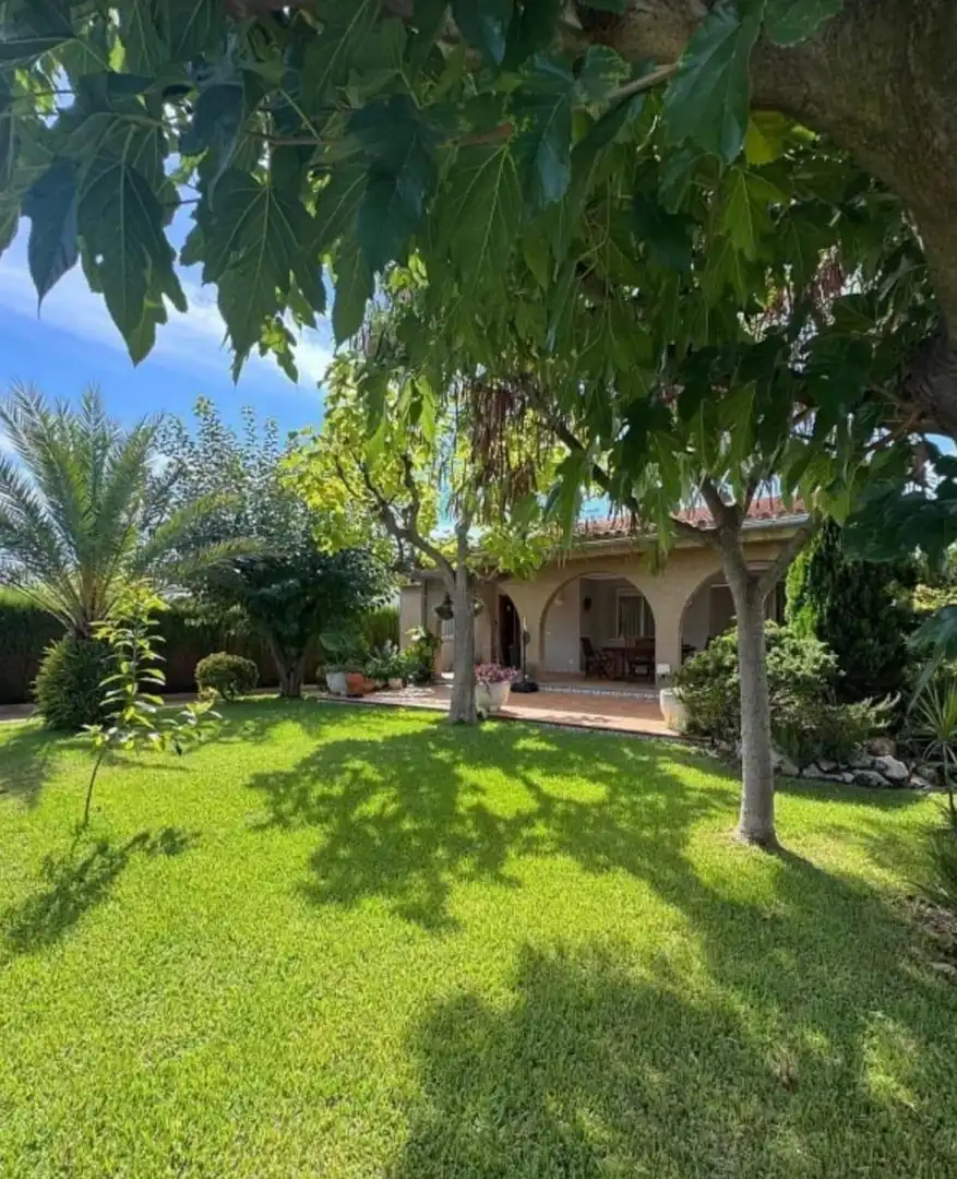 Garden of Houses for sale in Almazora / Almassora  with Air Conditioner, Private garden and Terrace