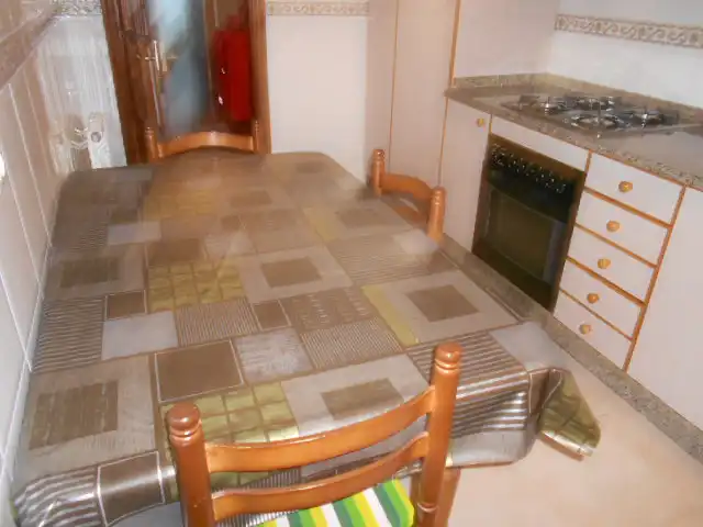 Cuina de Pis de lloguer en Ames amb Calefacció, Terrassa i Traster