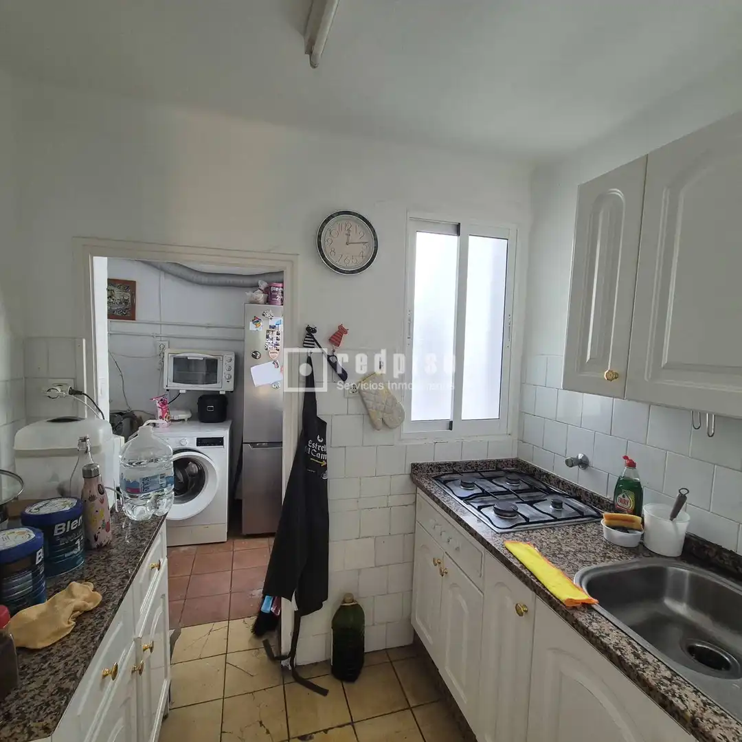 Kitchen of Flat for sale in Sevilla  with Air Conditioner and Terrace