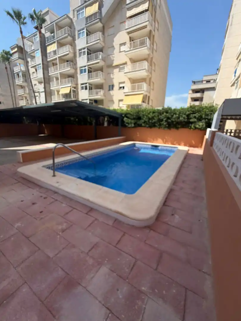 Piscina de Apartament en venda en Daimús amb Aire condicionat, Calefacció i Terrassa