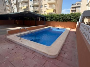 Appartement compact avec piscine à vendre à Daimús