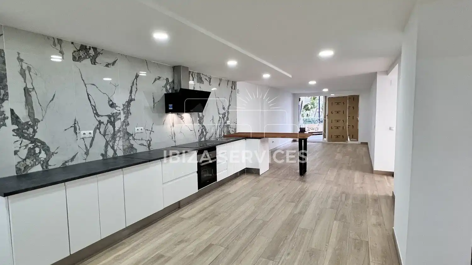 Kitchen of Flat for sale in Eivissa  with Air Conditioner, Private garden and Swimming Pool