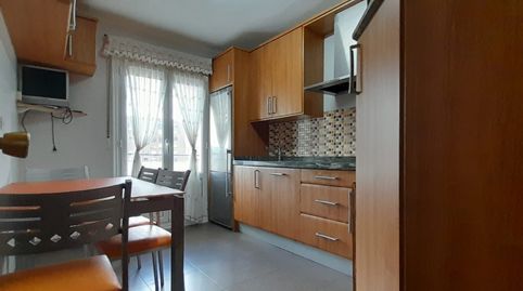 Foto 3 de Piso en venta en Debarroa Kalea, 3, Pozokoetxe, Basauri