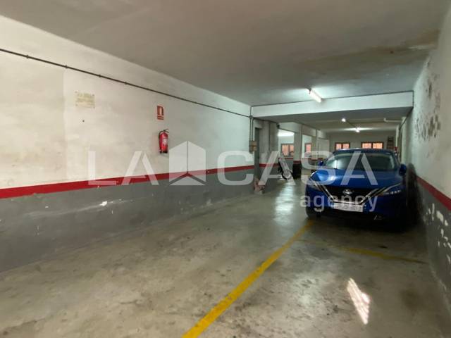 Local comercial en Venta en Avinguda de l'Anselm de Riu en Guinardera