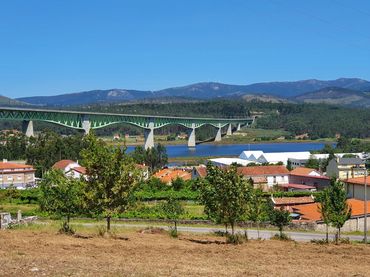 Terreno residencial en venta en Catoira