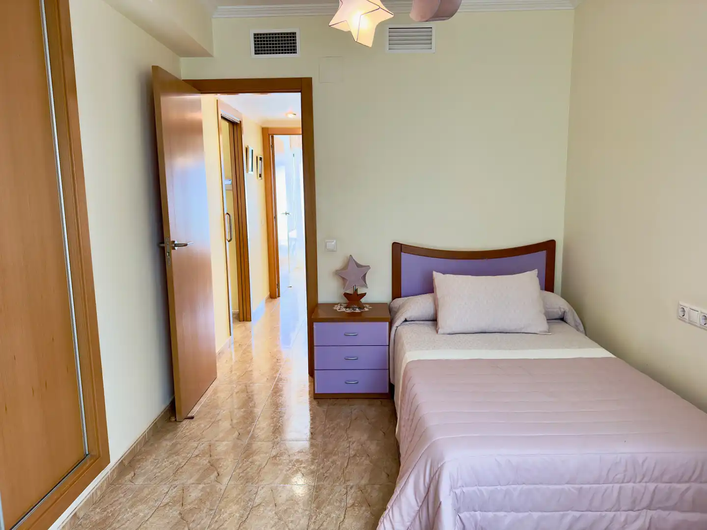 Habitación de Apartamento en venta en Calpe / Calp con Aire acondicionado, Calefacción y Trastero
