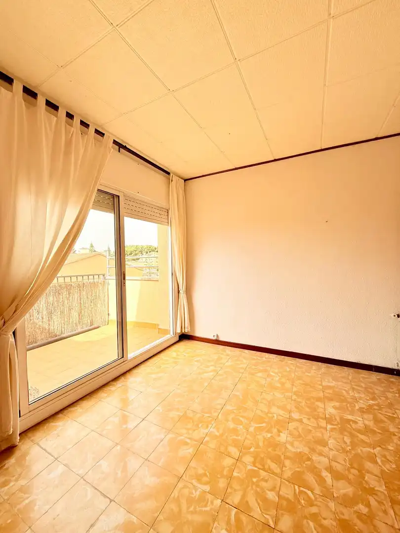 Habitación de Ático en venta en Calafell con Calefacción y Terraza