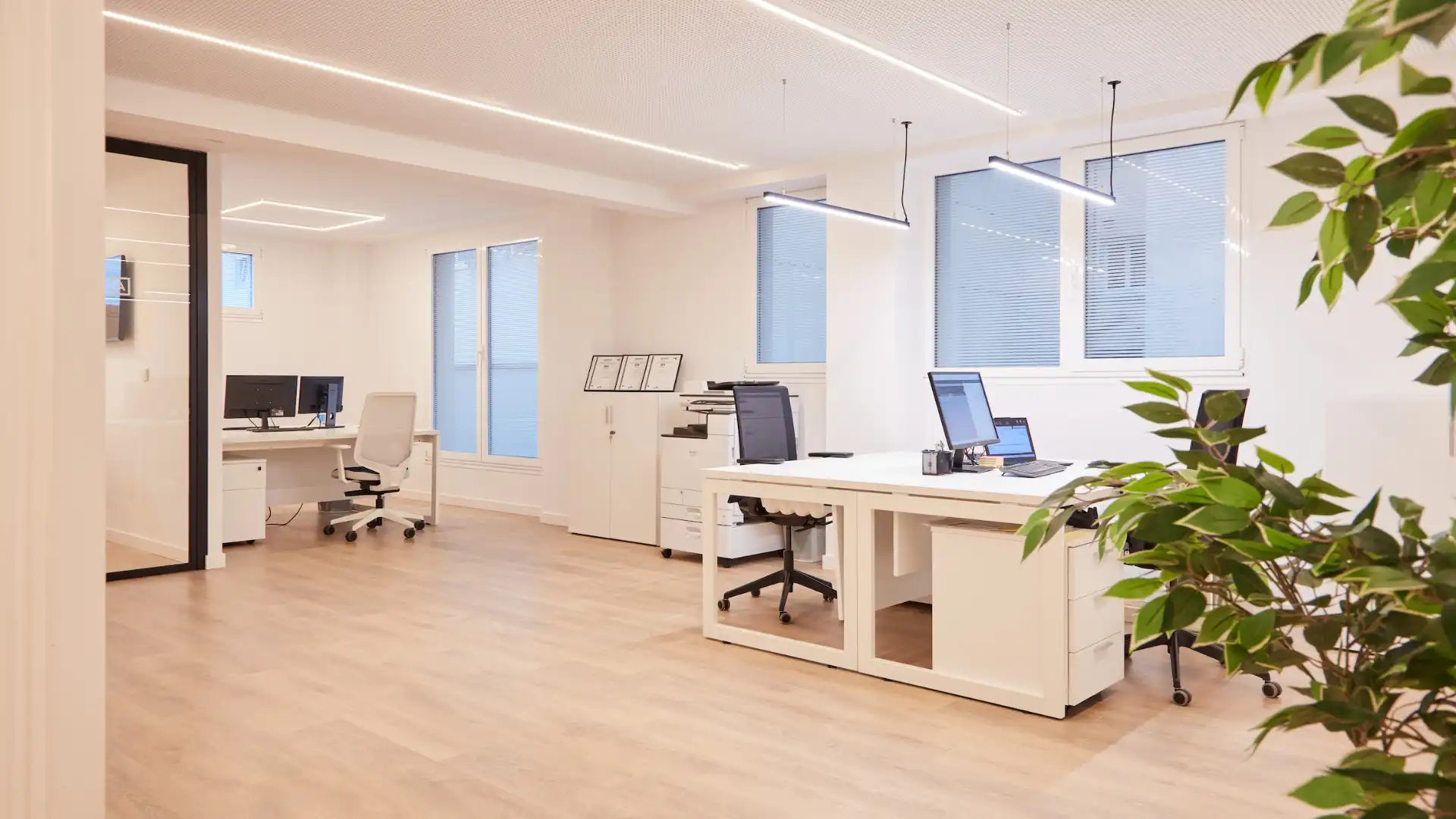Büro zum Verkauf in Vigo  mit Klimaanlage, Heizung und Möbliert