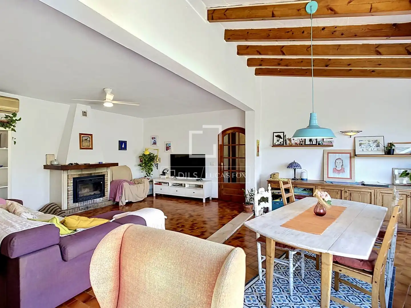 Sala d'estar de Finca rústica en venda en Ciutadella de Menorca amb Aire condicionat, Jardí privat i Terrassa