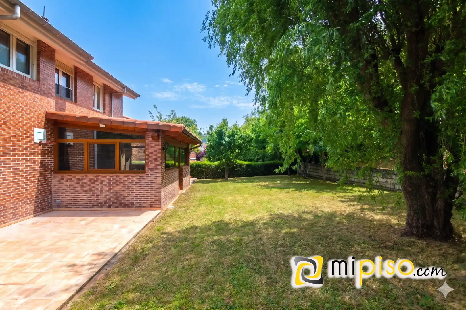 Jardí de Casa o xalet en venda en Limpias amb Calefacció, Jardí privat i Terrassa