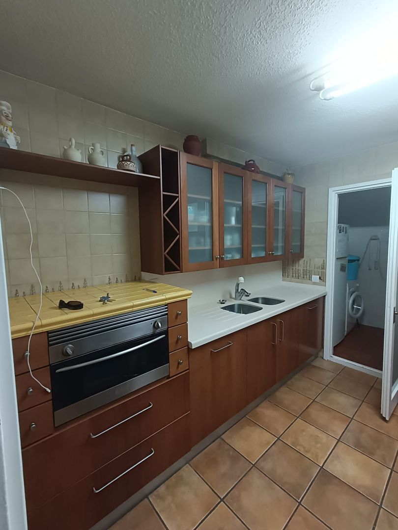 Cuina de Pis en venda en Reus amb Calefacció, Moblat i Forn