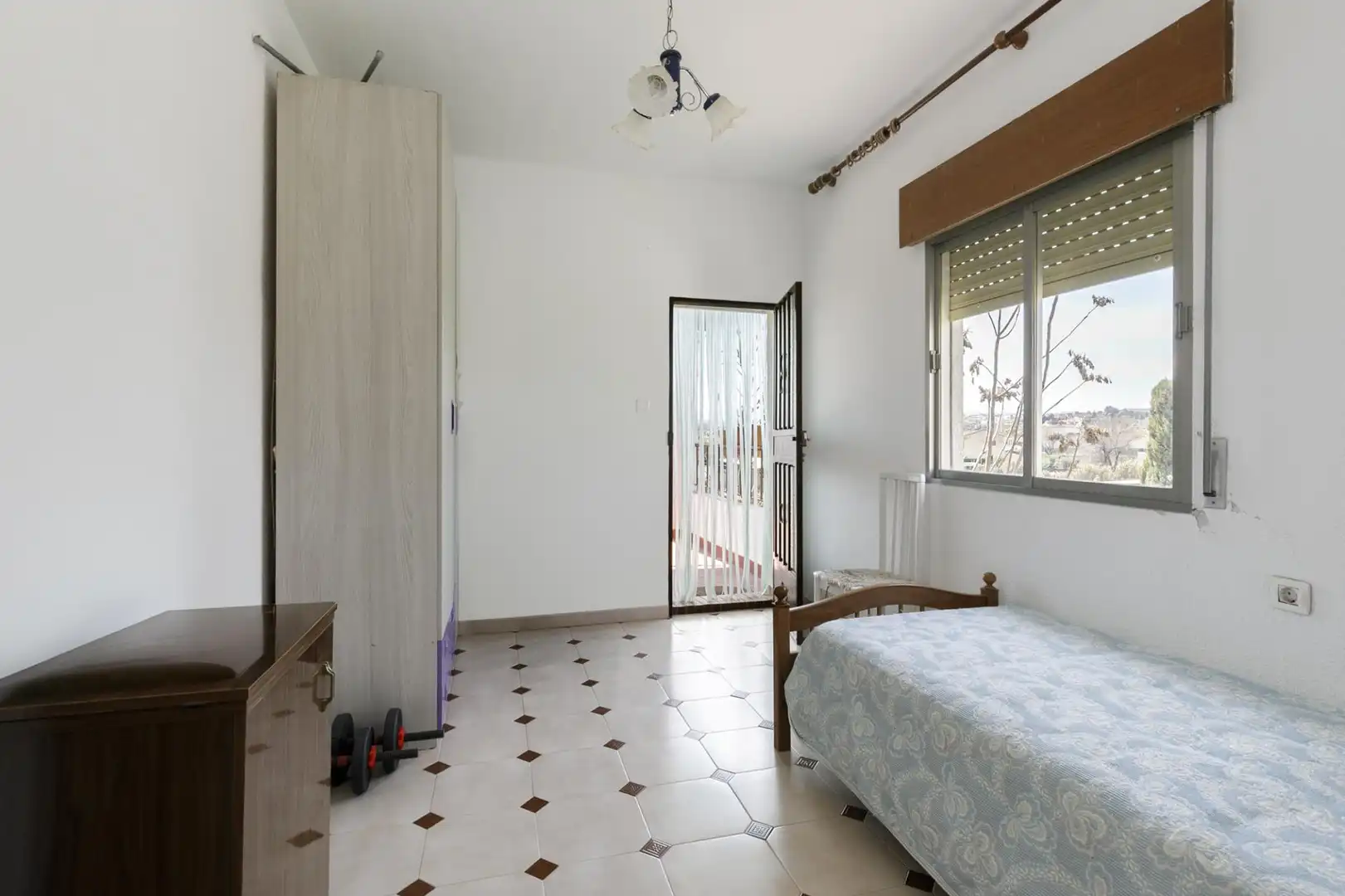 Dormitori de Casa o xalet en venda en Alhendín