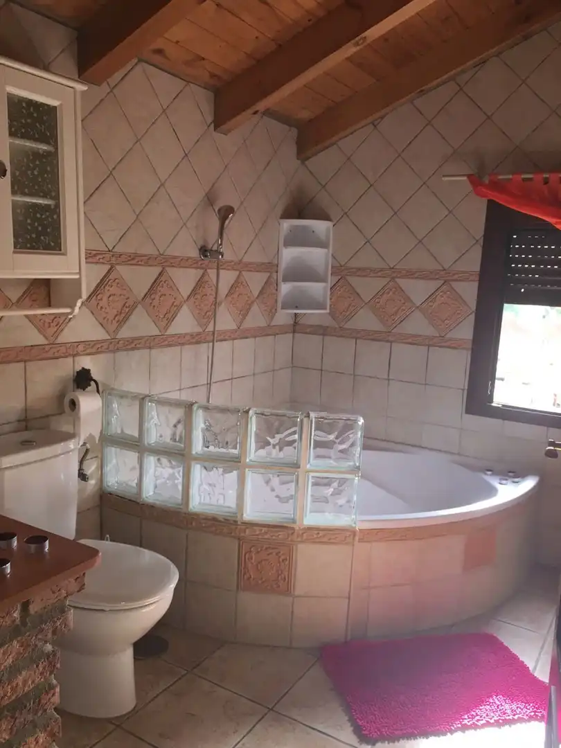 Baño de Casa o chalet de alquiler en Barbate con Aire acondicionado, Calefacción y Jardín privado