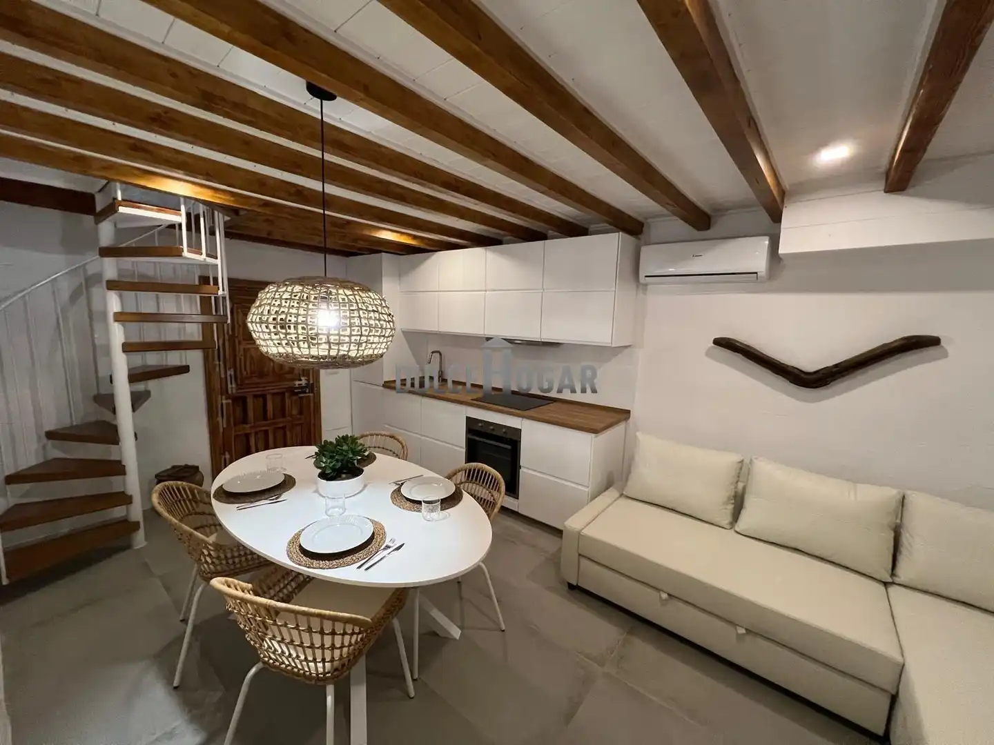 Sala de estar de Finca rústica en venta en Moclinejo con Aire acondicionado, Calefacción y Jardín privado