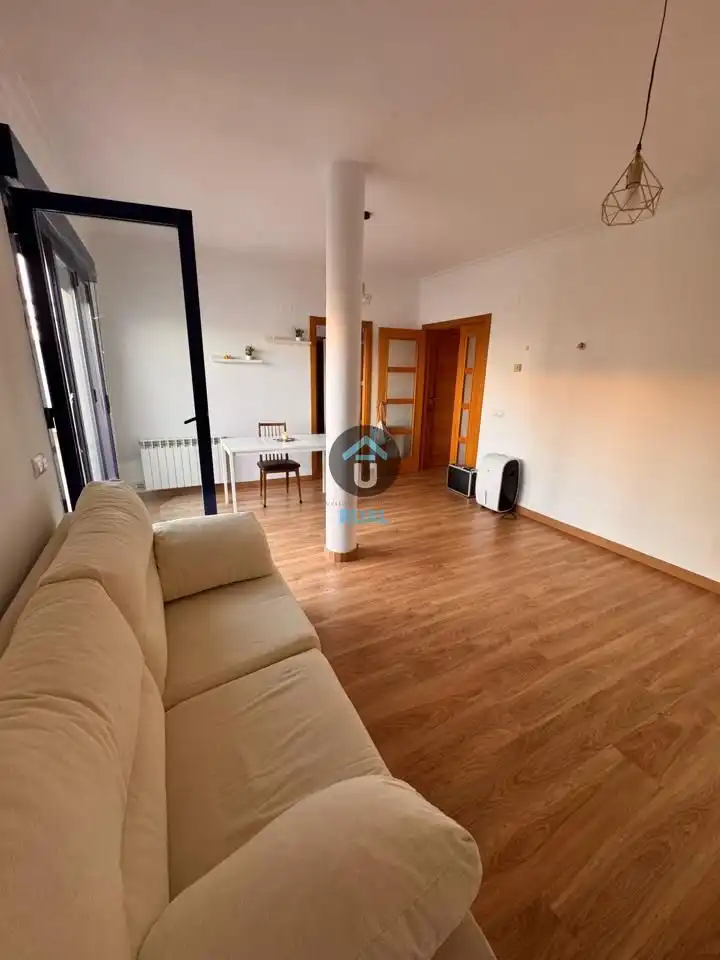 Living room of Flat for sale in Talavera de la Reina  with Terrace, Storage room and Furnished