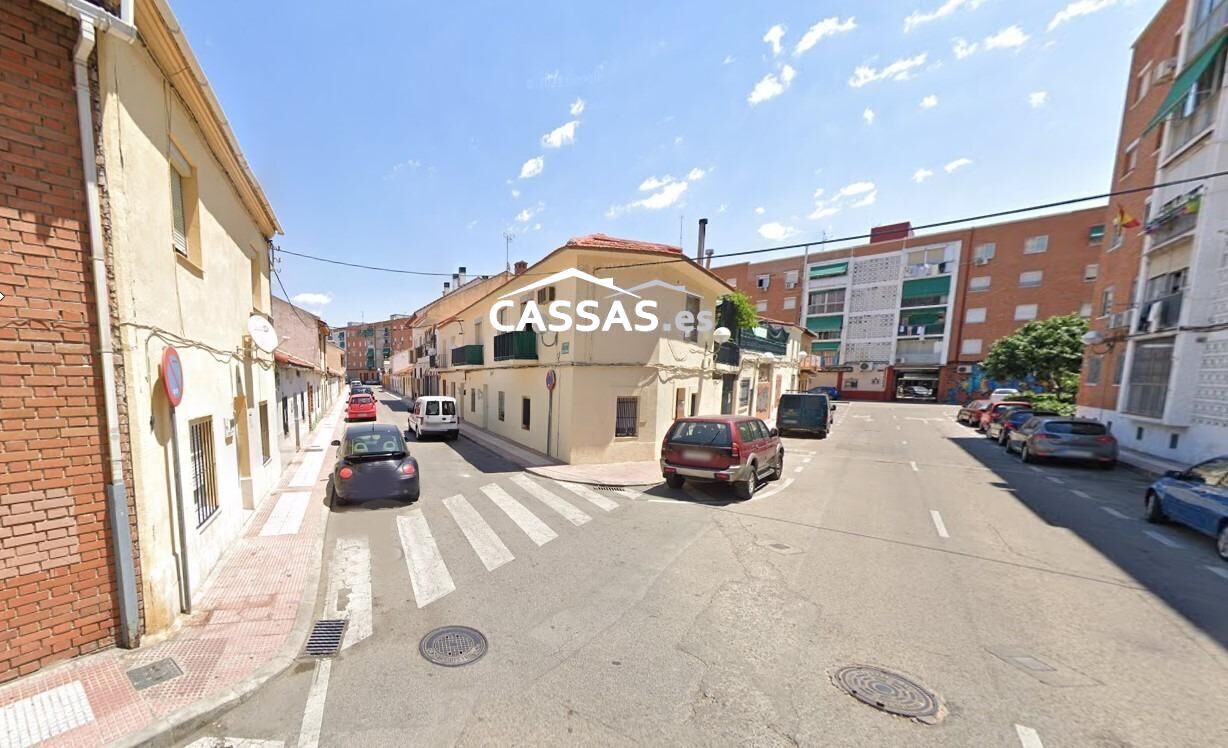 Casa o xalet en venda a Calle del rio henares , Virgen del Rosario