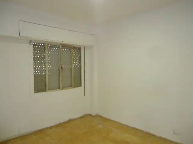 Habitación de Piso en venta en Granada