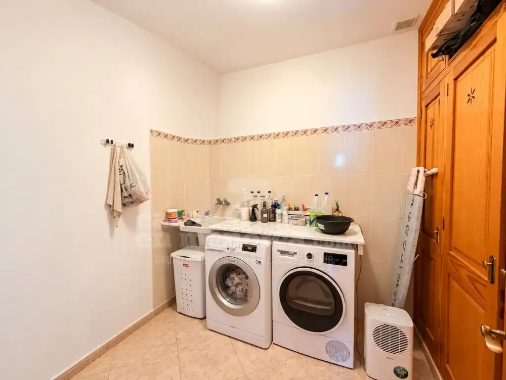 Cuina de Pis en venda en Ciutadella de Menorca amb Aire condicionat