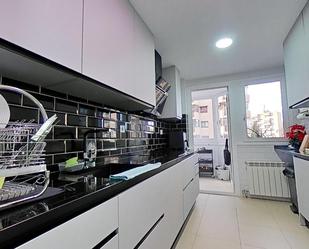 Kitchen of Flat for sale in  Madrid Capital  with Air Conditioner, Heating and Private garden