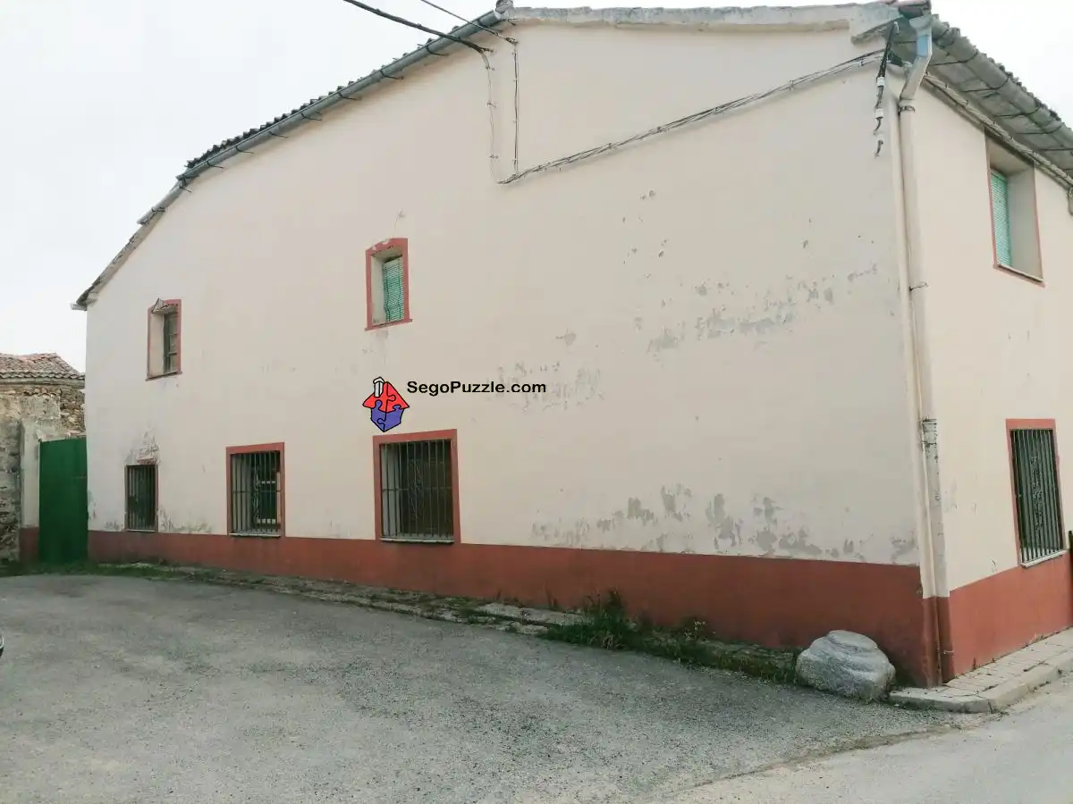 Exterior view of Houses for sale in Bernardos  with Storage room