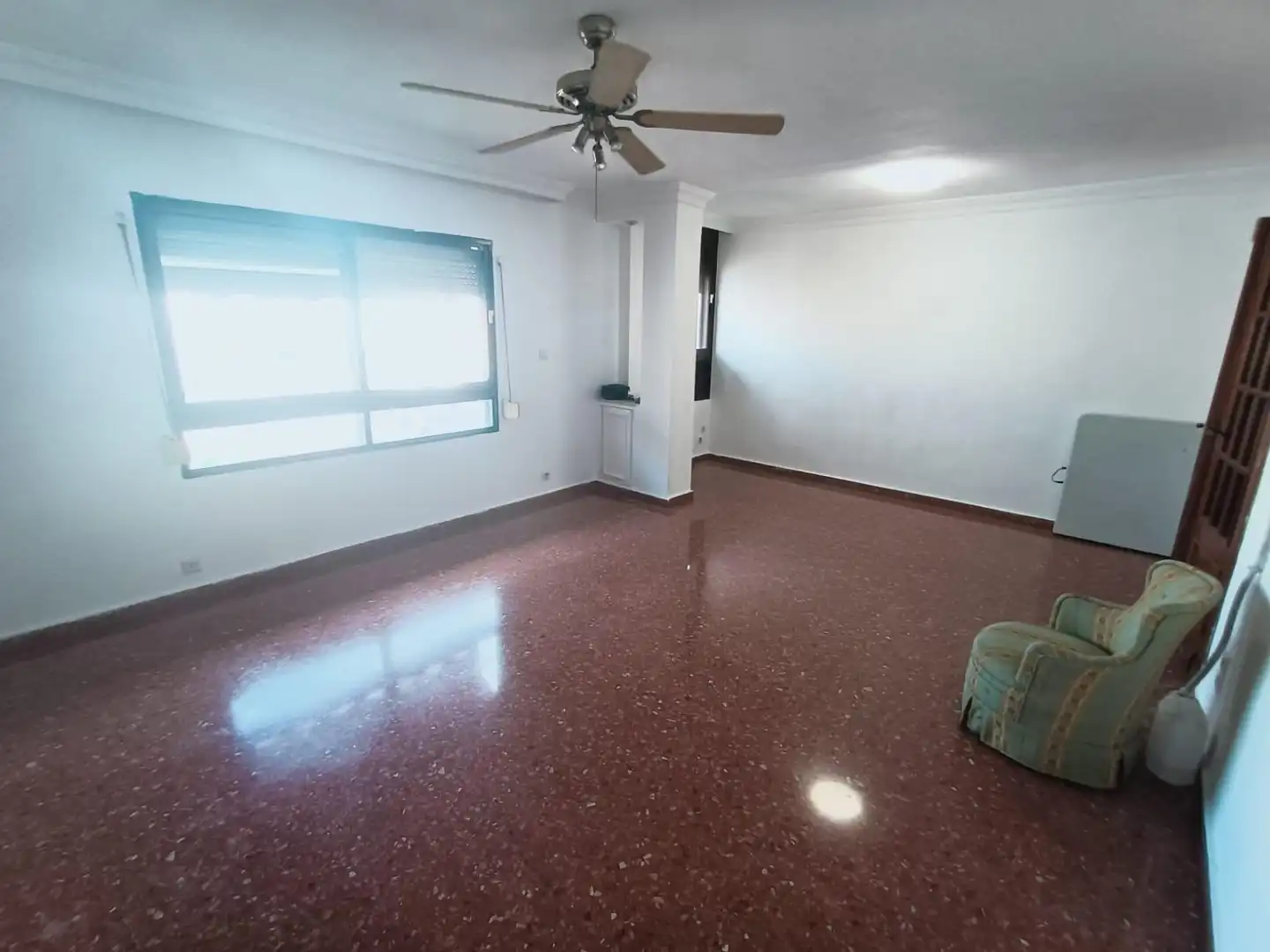 Sala d'estar de Pis en venda en Valencia amb Aire condicionat i Calefacció