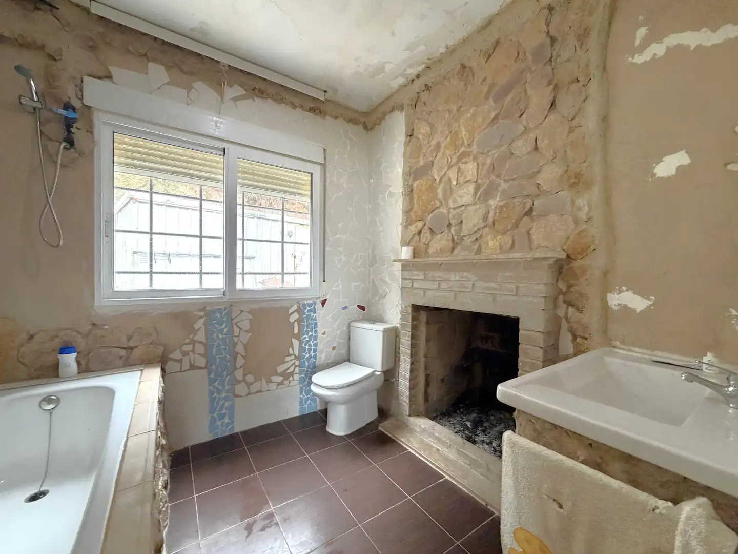 Baño de Casa o chalet en venta en Estivella con Jardín privado, Terraza y Piscina