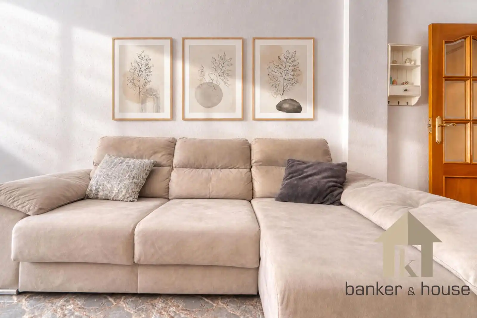 Sala de estar de Piso en venta en Cerdanyola del Vallès con Aire acondicionado, Calefacción y Terraza