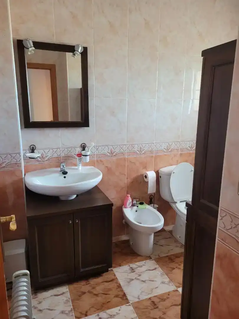 Bany de Casa adosada en venda en Orihuela amb Jardí privat, Traster i Moblat