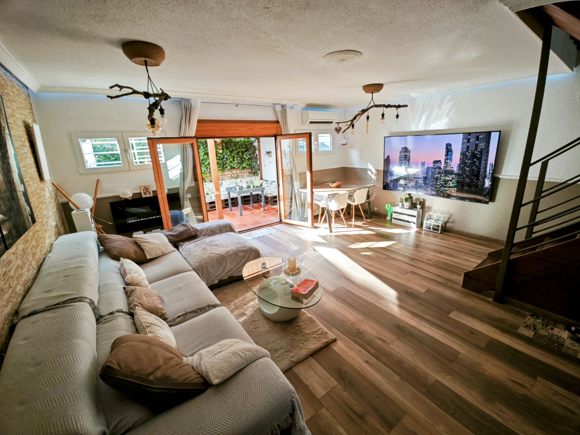 Living room of Flat for sale in Móstoles  with Air Conditioner, Heating and Private garden