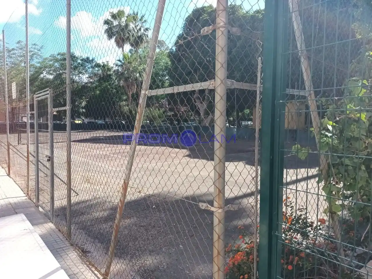 Aparcament de Pis en venda en Sevilla amb Aire condicionat