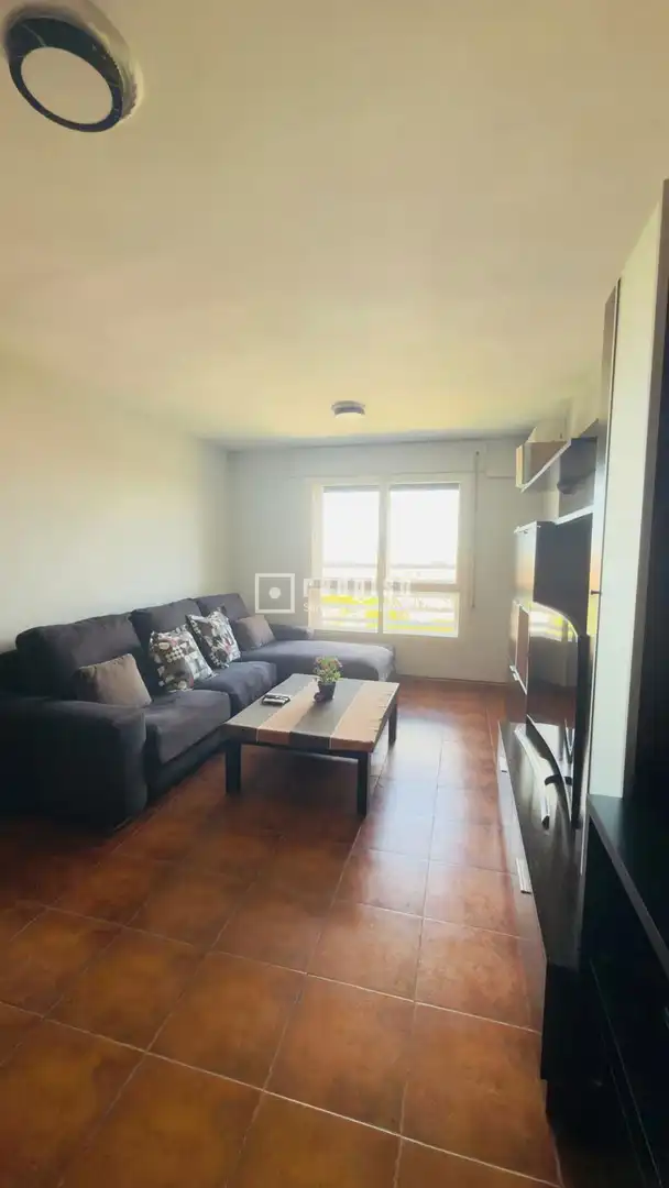 Flat for sale in de Felipe de Diego, Palomeras Bajas