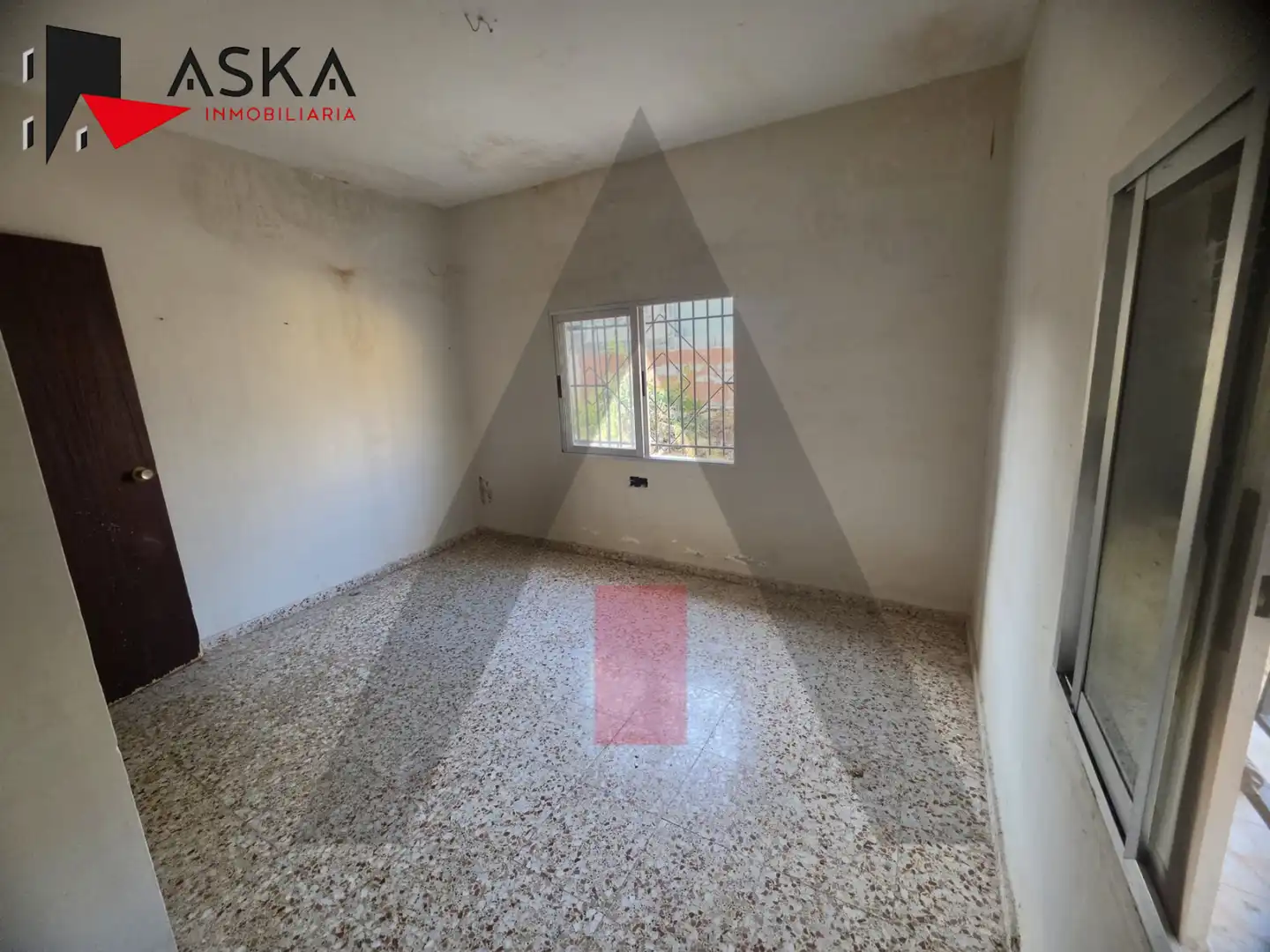 Casa o xalet en venda en Montserrat amb Jardí privat, Traster i Piscina