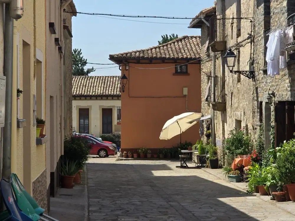Exterior view of Houses for sale in Puente la Reina de Jaca  with Private garden