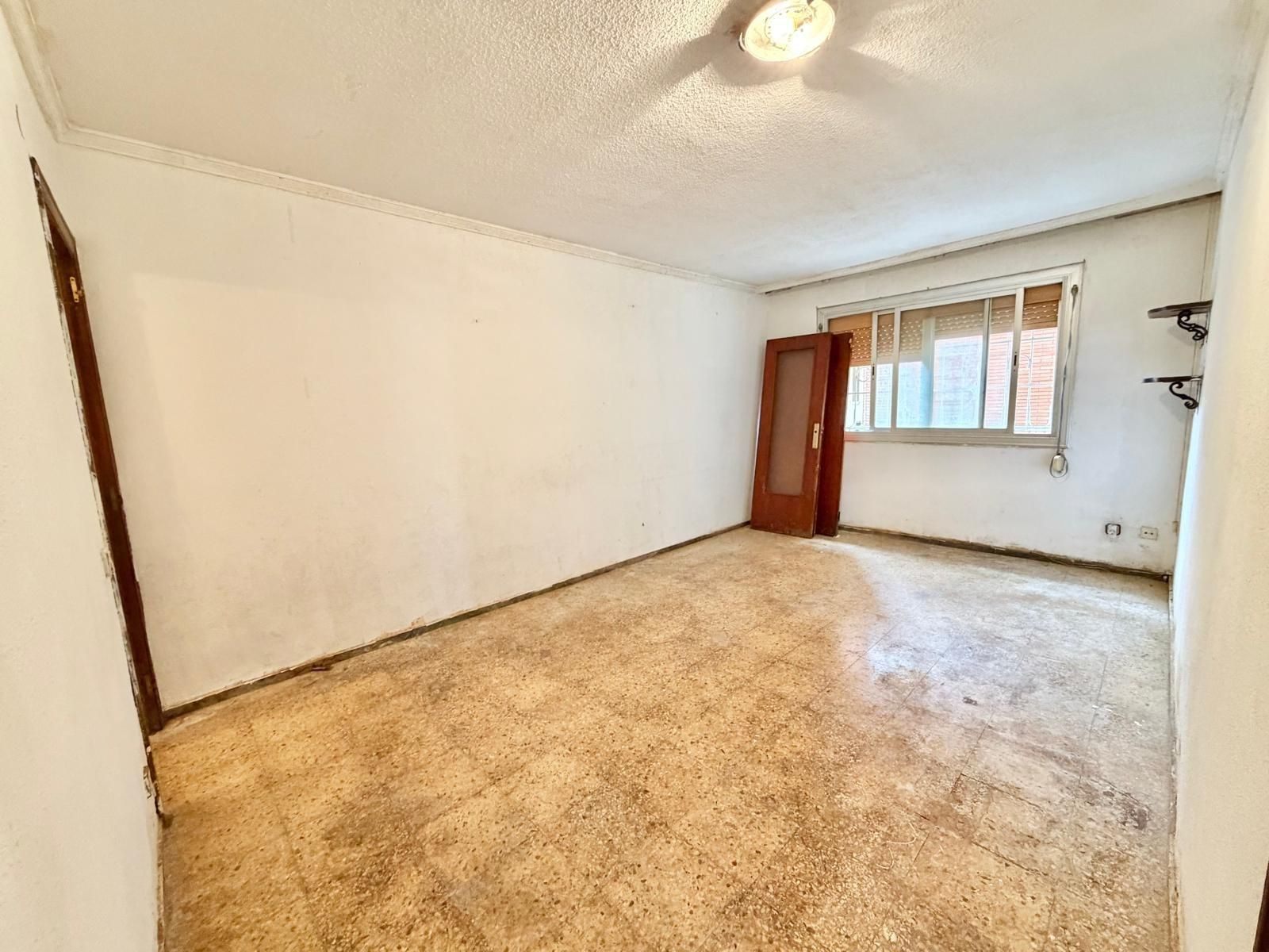 Flat for sale in  Passatge Llunàs, Sanfeliu, Centre - Sant Josep - Sanfeliu