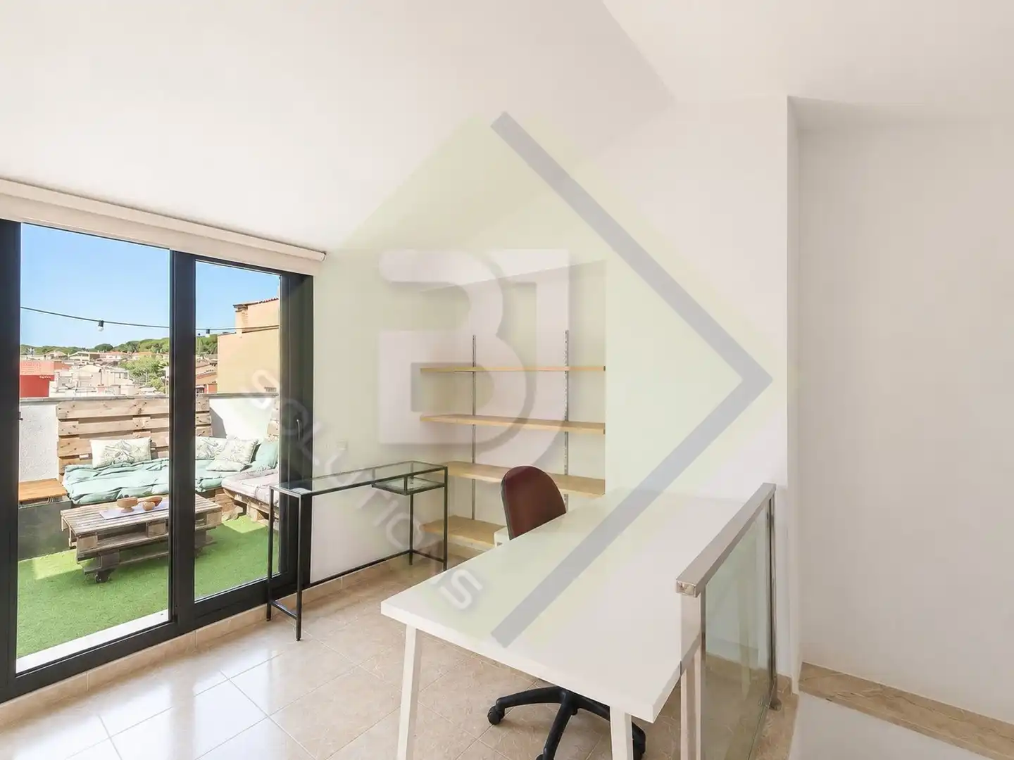 Ático en venta en Canet de Mar con Calefacción, Terraza y Horno