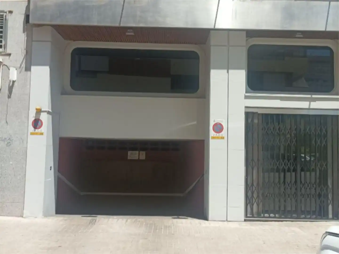 Exterior view of Garage for rent in Valencia