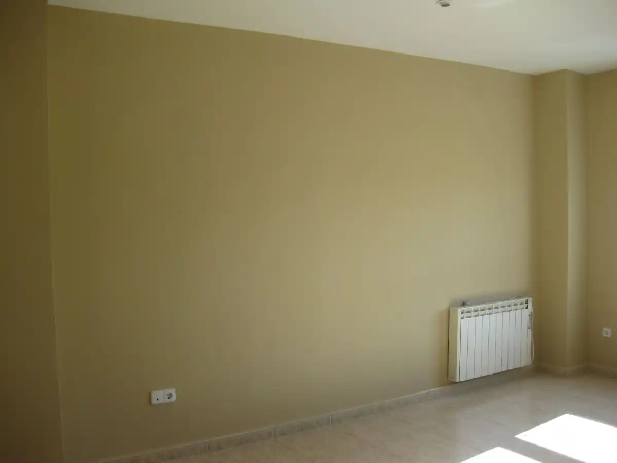 Habitación de Piso de alquiler en Pozuelo del Rey con Calefacción y Piscina comunitaria
