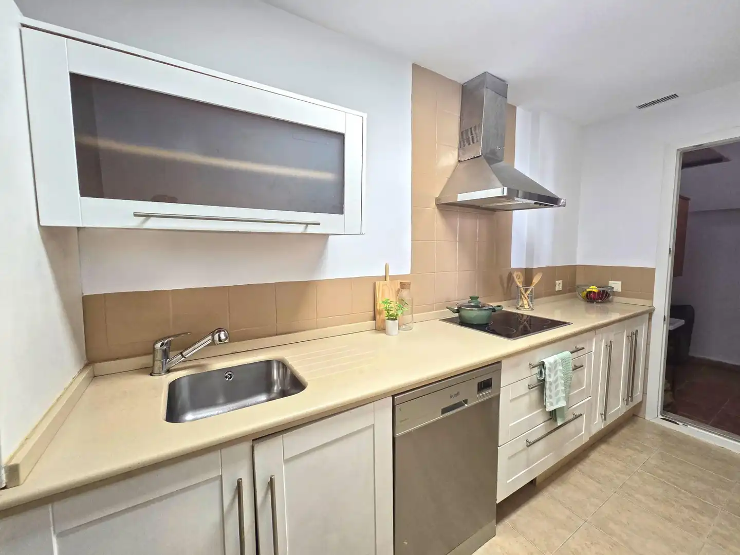 Kitchen of Detached homes for sale in Alcalá del Río