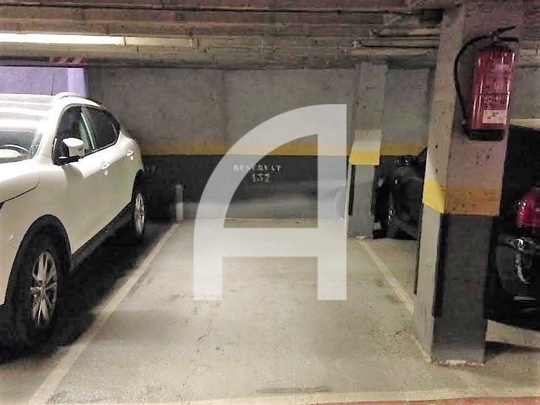 Aparcament de Garatge de lloguer en Girona Capital