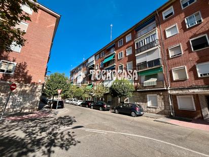 Exterior view of Flat for sale in Valladolid Capital  with Terrace