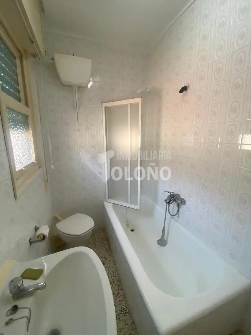 Baño de Dúplex en venta en Labastida / Bastida con Terraza, Amueblado y Horno