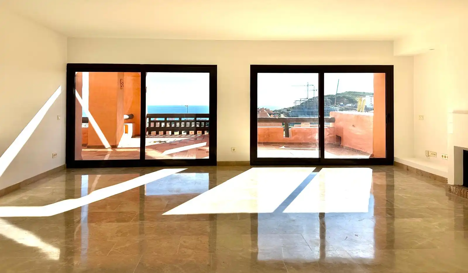 Terrace of Attic for sale in Manilva  with Terrace, Oven and Washing machine