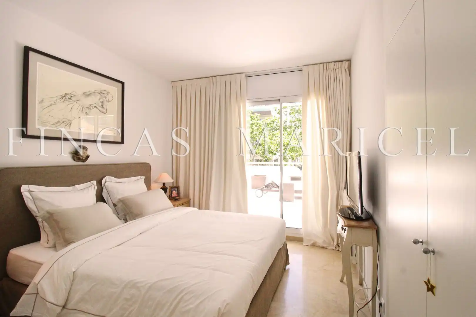 Schlafzimmer von Wohnung zum Verkauf in Sitges mit Klimaanlage, Heizung und Terrasse