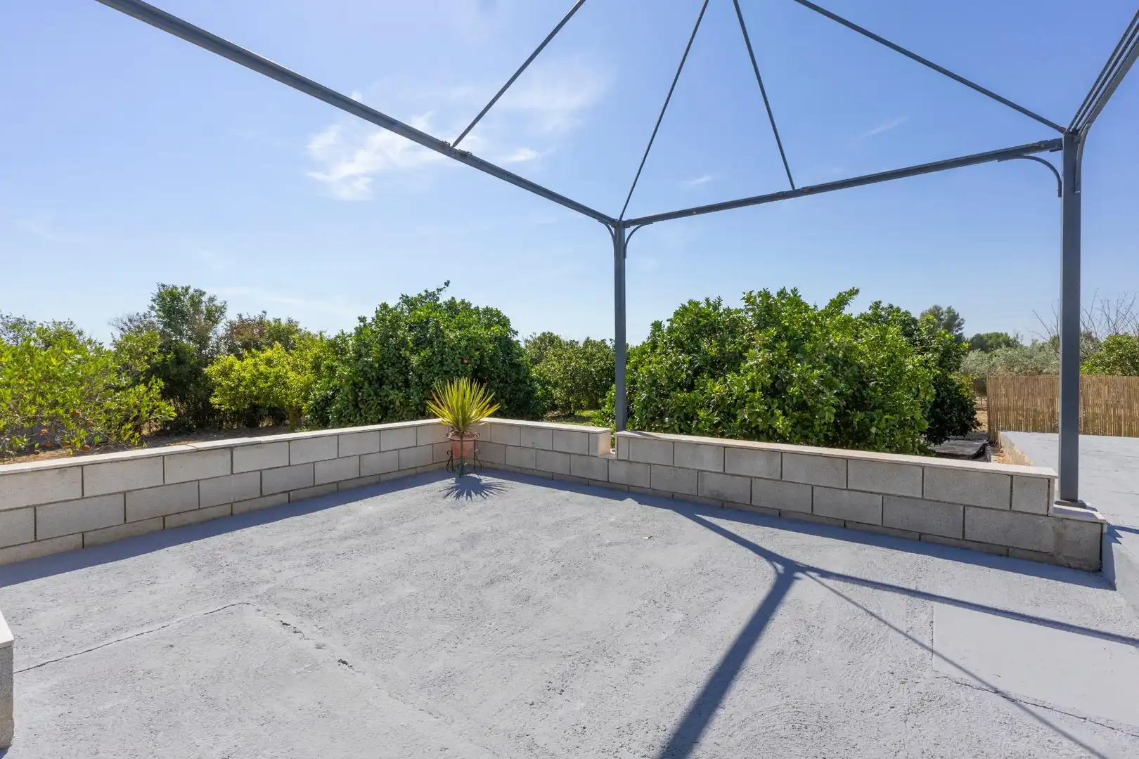 Terraza de Casa o chalet en venta en La Puebla del Río con Terraza, Trastero y Piscina