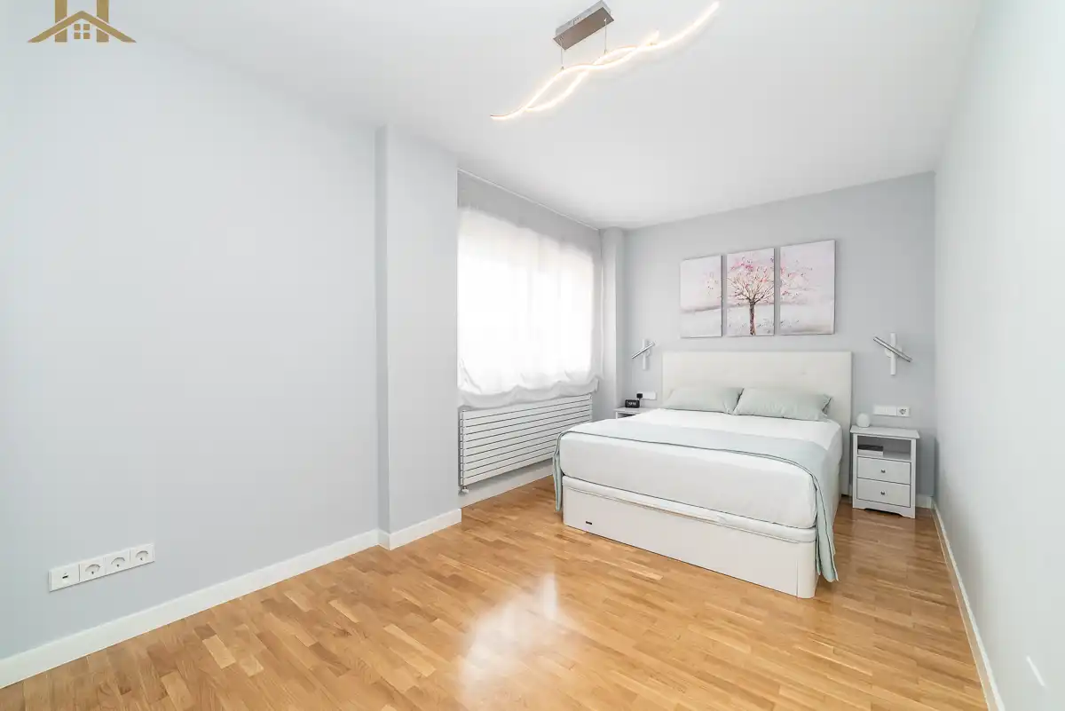 Schlafzimmer von Wohnung zum Verkauf in Boadilla del Monte mit Klimaanlage, Heizung und Abstellraum