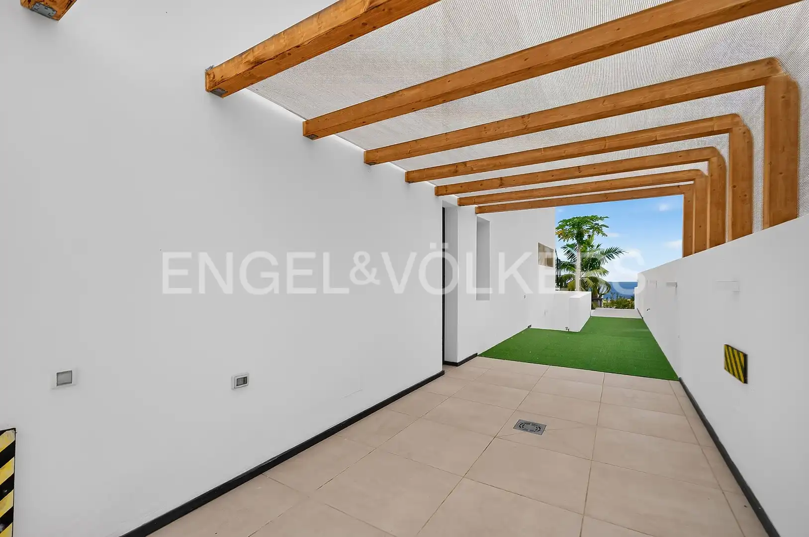 Terrace of Houses for sale in Adeje  with Air Conditioner, Terrace and Swimming Pool