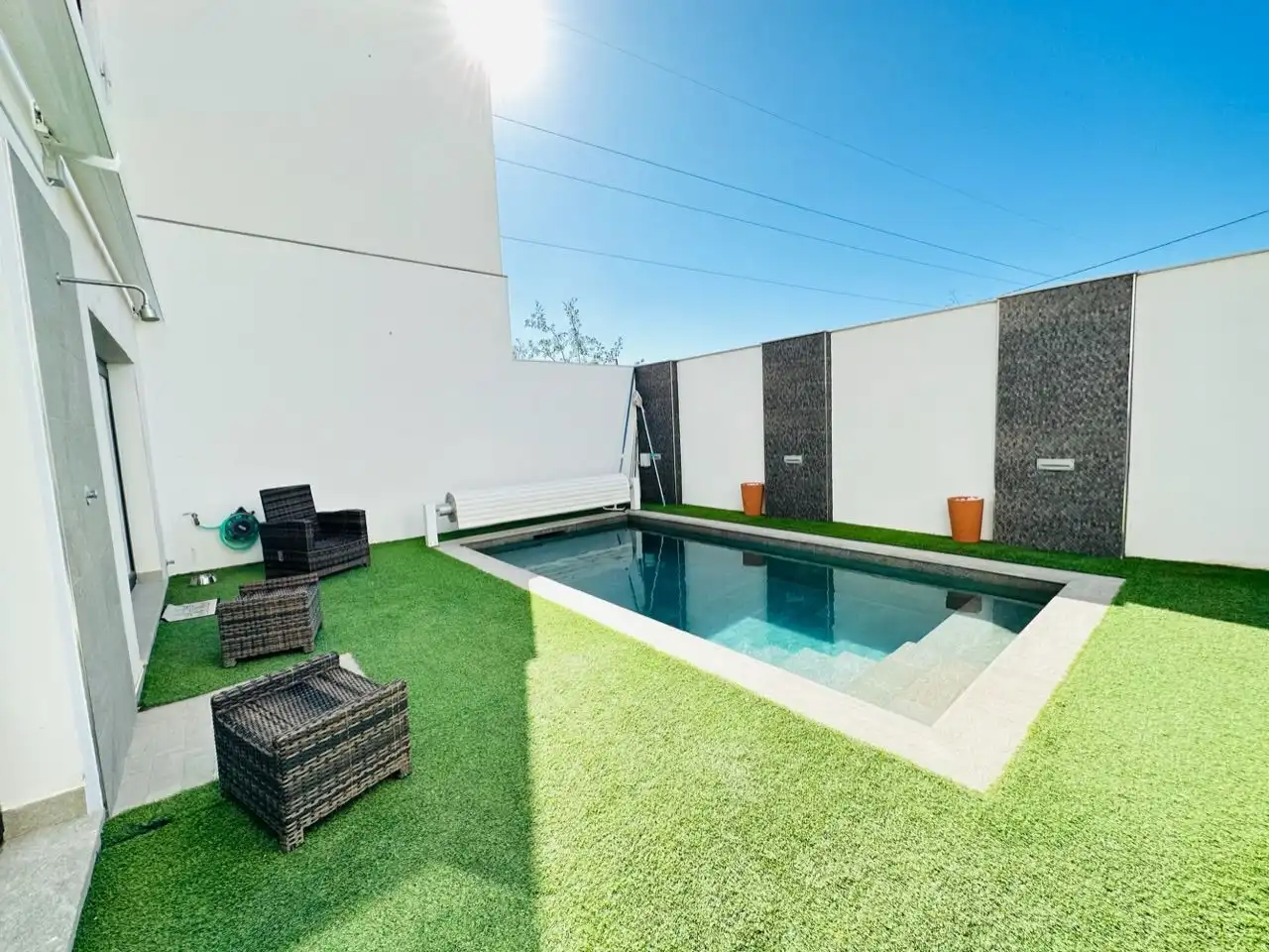Piscina de Casa o chalet en venta en Nerja con Aire acondicionado, Jardín privado y Trastero