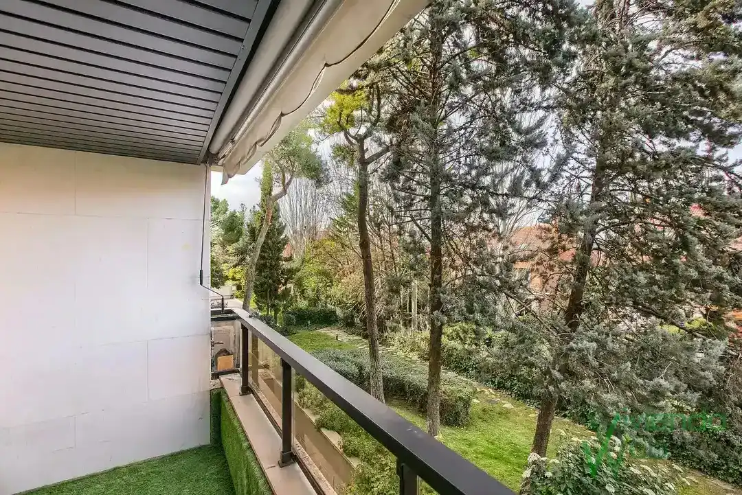Balcony of Flat for rent in Pozuelo de Alarcón  with Air Conditioner, Heating and Private garden